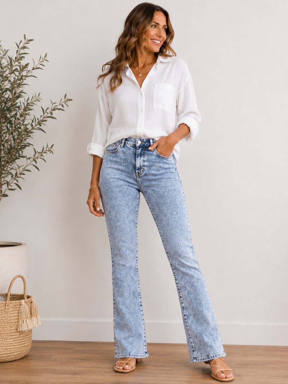 DG2 Diane Gilman Women’s Acid Wash Slim Bootcut Stretch Jeans Approx Size 6